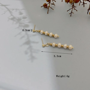 Elegant 925 silver needle pearl tassel earrings with minimalist gold metal beads