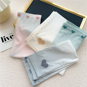 Breathable ice silk sun protection sleeves with heart pattern for summer outdoor cycling