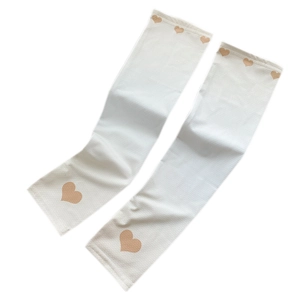 White long ice silk sun protection sleeves with brown heart prints for outdoor cycling
