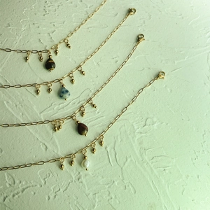 Bracelet Vintage Français En Acier Inoxydable Avec Pendentif Goutte D'eau En Pierre Naturelle Künstliche Perle Bijoux Femme
