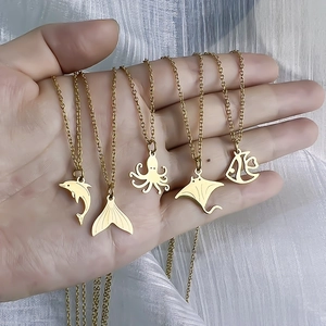 Colliers en acier inoxydable doré 18K avec pendentifs queue de baleine et dauphin