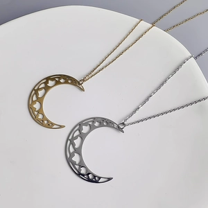 Ensemble de colliers avec pendentif lune évidé en acier inoxydable or et argent