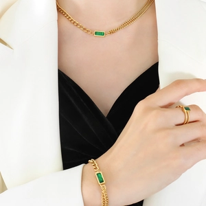 Chic gold double chain jewelry set with emerald green zircon for women