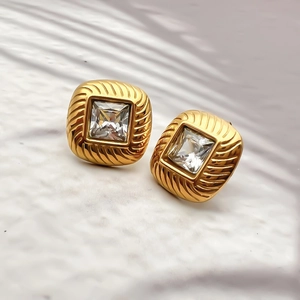 Boucles D'oreilles Carrées Titane Acier Inoxydable Plaqué Or 18K Zirconium Retro Texture Corde Bijoux Femmes