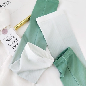 Gradient ice silk sun protection sleeves for men and women in mint green and light grey
