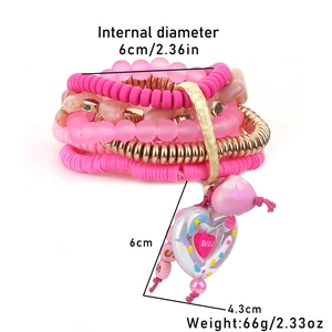 Détail du set de bracelets roses avec mesures du diamètre et du pendentif cœur