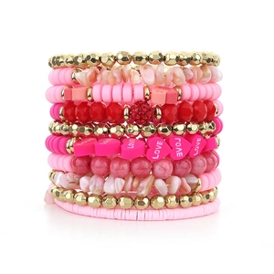Ensemble de bracelets multicouches LOVE avec argile rose et perles dorées pour femmes