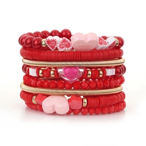 Ensemble de bracelets bohèmes multicouches avec breloques cœur rouge cadeau pour femme