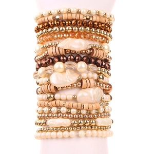 Set de bracelets bohèmes multicouches avec perles baroques et perles en bois naturel