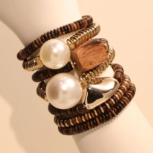 Bohemian 7-piece layered acrylic bead bracelet set with white pearls and heart charm