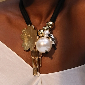 Bohemian Statement Necklace With Gold Tone Leaf Pendant Large Faux Artificial Pearl Tassel Chain Thick Braided Rope For Women Jewelry