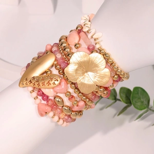 Ensemble de bracelets multicouches perlés rose et doré avec grands pendentifs fleur