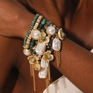Bracelet Multirang Künstliche Perles Bohème Avec Imitation Künstliche Perle Fleur Résine Bois Künstliche Perles Verre Alliage Gland Femme