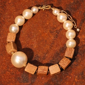 Handmade necklace with imitation pearls and natural wooden square beads and gold clasp