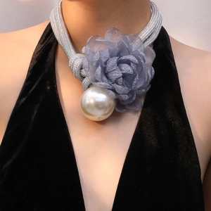 French Retro Flower Necklace With Large Imitation Artificial Pearl Pendant Handmade Braided Rope Jewelry For Women Elegant