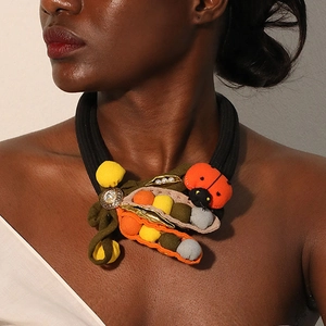 Handmade Fabric Ladybug Pea Pod Necklace Double Layer Polyester Rope Alloy Rhinestone Artistic Jewelry For Women