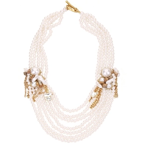 Elegante mehrlagige Perlenkette mit goldenen Metallakzenten und Quastenverzierung