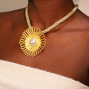 Sunflower Statement Pendant Necklace With Large Faux Artificial Pearl Chunky Gold Twisted Rope Chain Vintage Jewelry For Women