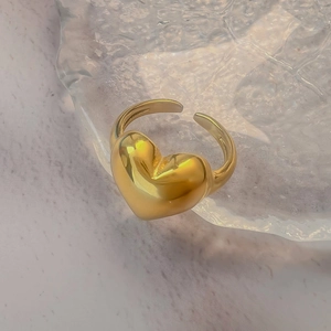 Minimalist 18K gold-plated stainless steel heart ring with adjustable open band design