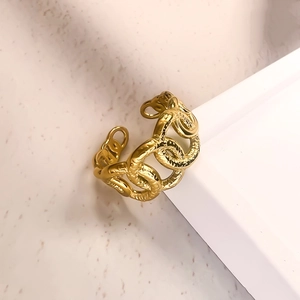 French vintage gold-plated chain link open ring with textured 18k finish for women