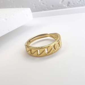 Polished 18K gold-plated Cuban chain link open ring with adjustable minimalist metal design