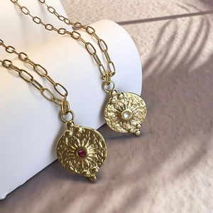 Collier Pendentif Pièce Ronde Motif Soleil Vintage Acier Inoxydable Incrusté Zircon Style Bohème Bijoux Luxe Femmes