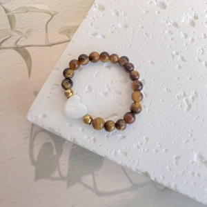 Retro tiger eye stone beaded ring with white heart bead and gold accents on stone