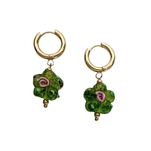 Boucles d'oreilles vintage françaises avec fleurs en verre faites main et anneaux dorés