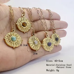 Collier rétro boussole en acier inoxydable avec pierre naturelle et chaîne trombone