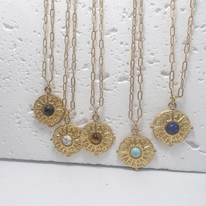 Collier Pendentif Disque Rond Rayon De Soleil Vintage Français En Acier Inoxydable Plaqué Or Avec Pierre Naturelle Chaîne Trombone