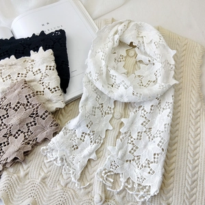 Écharpe En Dentelle De Coton Pour Femmes Écharpe Crochet Florale Ajourée Châle Rétro Élégant Avec Glands Style Bohème Longue