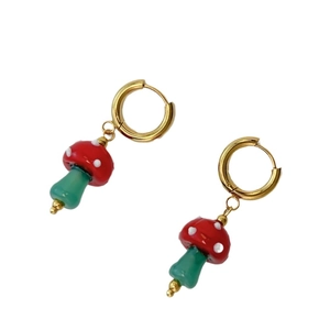 Creative red mushroom pendant hoop earrings in gold metal with colorful enamel finish
