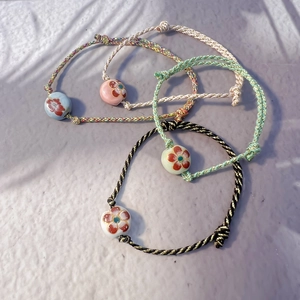 Braccialetto In Corda Intrecciata A Mano Con Perla In Ceramica A Fiore Stile Boho Cinturino Regolabile Per Donna Uomo
