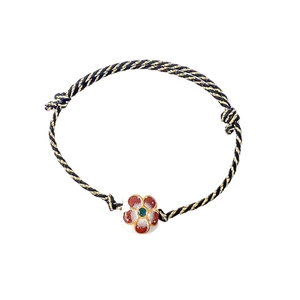Bracciale boho fatto a mano con ciondolo a fiore in ceramica a scacchi e fili di seta dorati