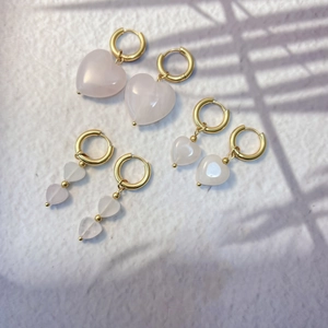 Three-piece gold-plated heart earring set with natural pink quartz stone pendants
