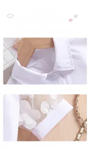 Détails du col blanc de robe Frozen avec manches en maille et appliques de fleurs