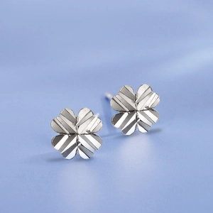 Four Leaf Clover Stud Earrings For Women Radiating Texture Copper Elegant Jewelry With Silver Earring Post
