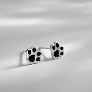 Cat Paw Stud Earrings Copper Black Enamel Cute Animal Footprint Minimalist Style With 925 Sterling Silver Earring Post