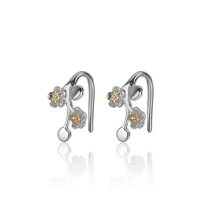 S925 Sterlingsilber Blumen Ohrhänger mit vergoldeten Pflaumenblüten-Akzenten
