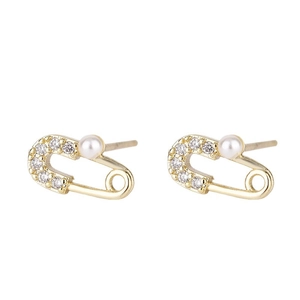 Chic 925 silver safety pin earrings with sparkling pavé zircons and a round white pearl