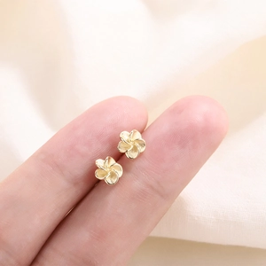 Piccoli Orecchini A Lobo A Fiore Placcati Oro Rame Gioielli Floreali Minimalisti Per Donne Accessori Quotidiani Eleganti Semplici