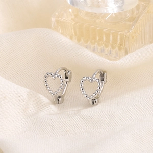 Boucles d'oreilles créoles cœur en argent sterling S925 pour femmes au design perlé