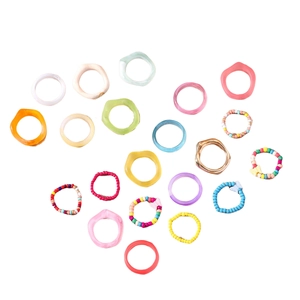 Ensemble de bagues papillon en résine colorée avec perles acryliques style Y2K