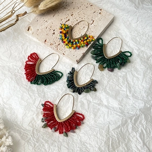 Boucles Oreilles Pendantes Bohèmes En V Fait Main Perles Alliage Acrylique Fleur Pierre Ethnique Gland Bijoux Pour Femmes