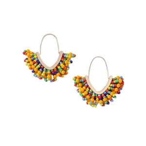 Boucles d'oreilles bohèmes en V faites main avec des perles colorées et franges de style