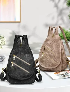 Bolsos de hombro vintage de cuero suave en negro y caqui con cremalleras metálicas