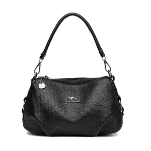 Sac à bandoulière minimaliste noir en cuir grainé avec emblème kangourou argenté