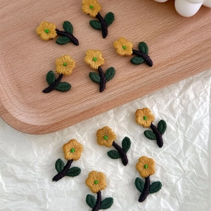 Sunflower style 3D embroidered floral patch for DIY clothing and hair accessories