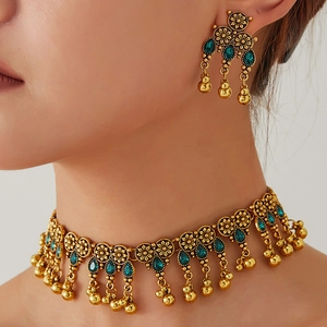 Vintage jewelry set with turquoise floral necklace and teardrop earrings for women