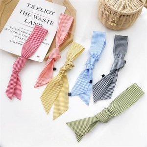 Lot de 6 foulards à carreaux colorés pour cheveux et sacs avec design à nœuds